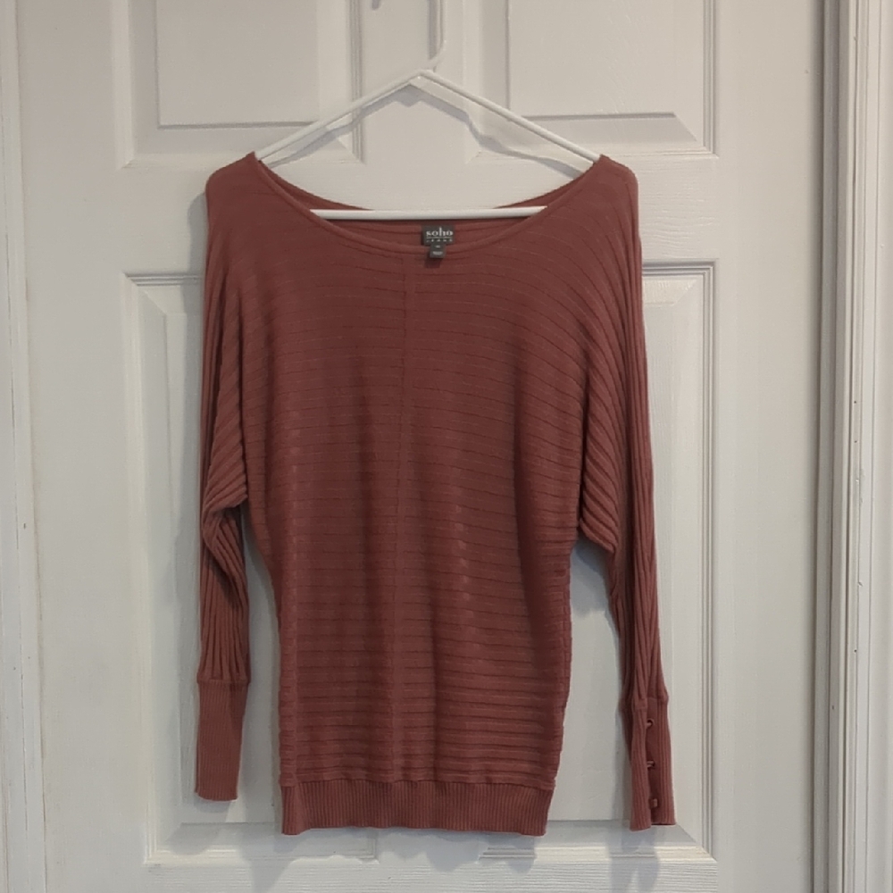 Stylish Off-the-Shoulder Sweater in Dusty Rose